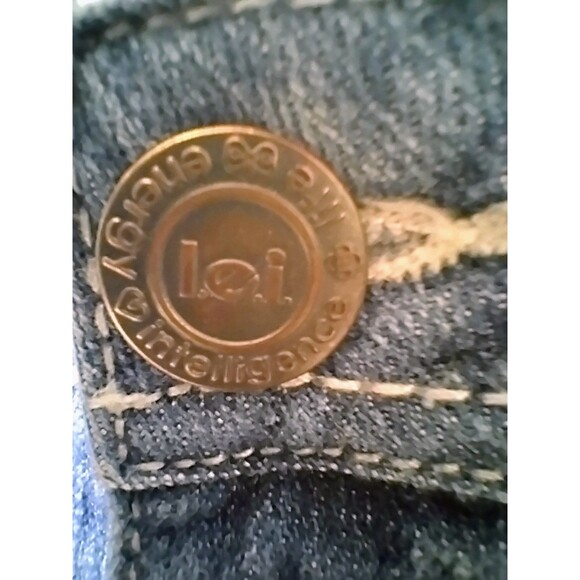 Women's LEI Bridget Curvy‎ Bootcut Jeans Size 11S - Picture 3 of 10